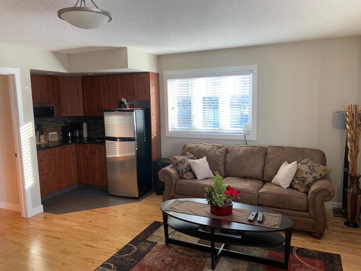 Dragonfly Inn Loft Suite Sherwood Park Kültér fotó